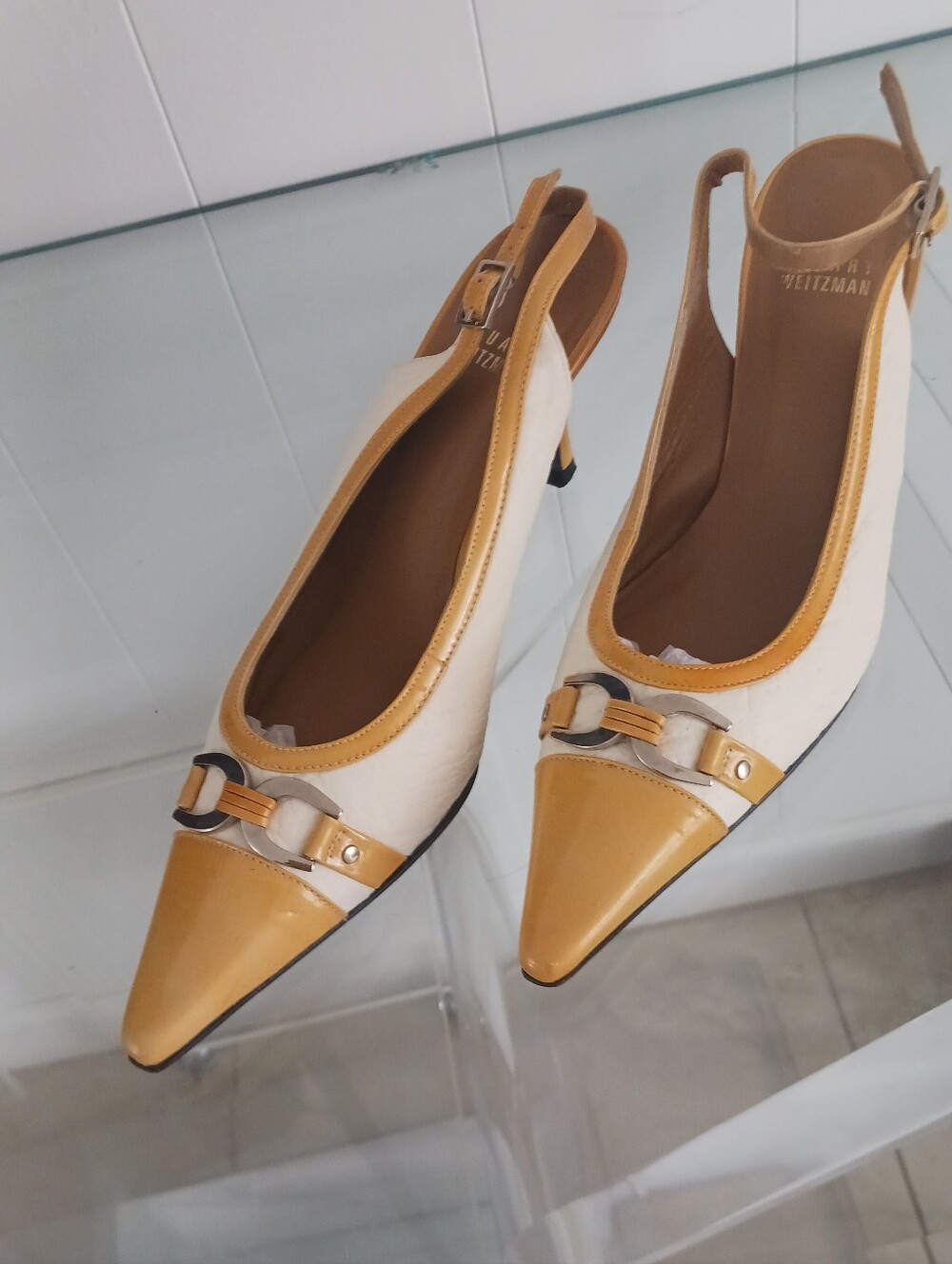 Stuart Weitzman White and Mustard Pointed Slingback Heels Size 6.5